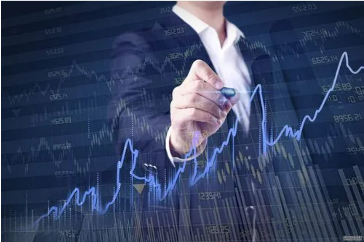 全国十大股票配资 无人驾驶出租车：在争议漩涡中走向规模化运营